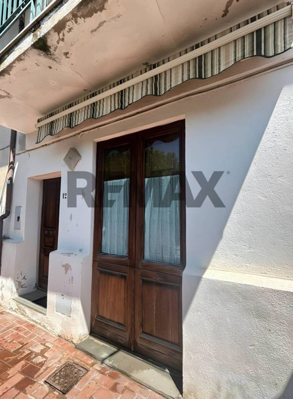 casa indipendente in vendita a Cosenza in zona Cosenza Vecchia
