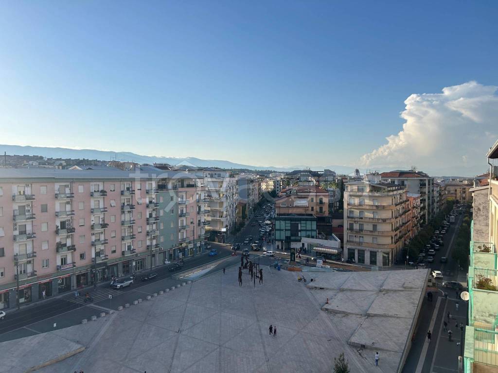 appartamento in vendita a Cosenza in zona Cosenza Vecchia
