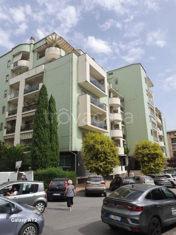 appartamento in vendita a Cosenza in zona Panebianco