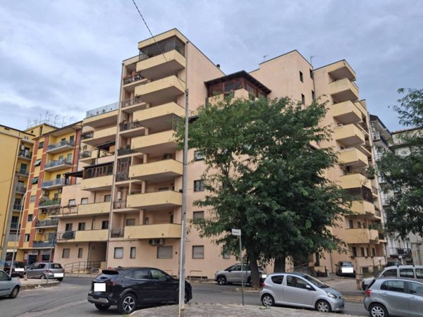 appartamento in vendita a Cosenza in zona Panebianco