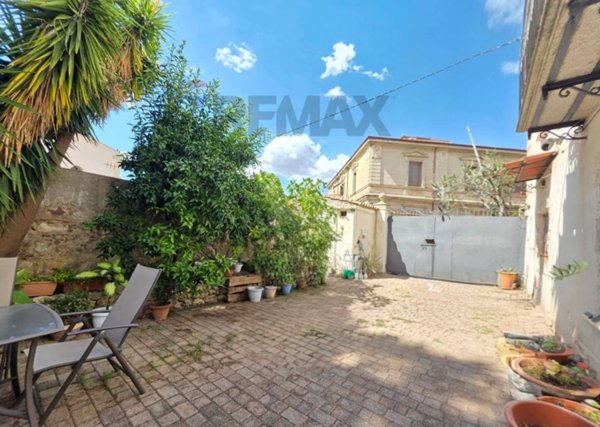 appartamento in vendita a Cosenza in zona Cosenza Vecchia
