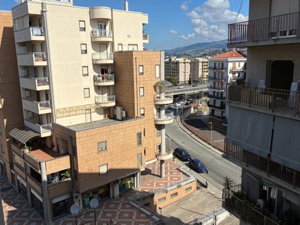 appartamento in vendita a Cosenza in zona Cosenza Vecchia