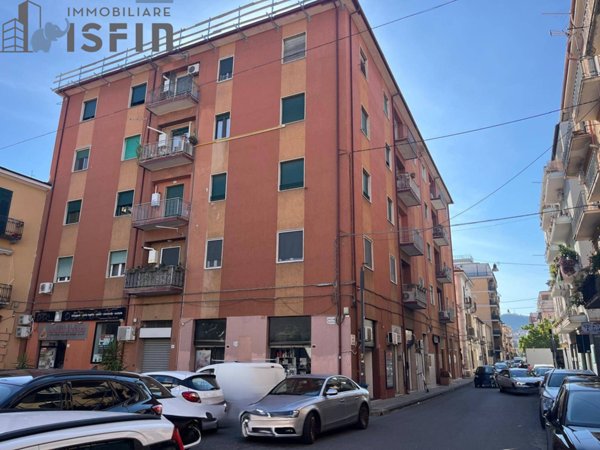 appartamento in vendita a Cosenza in zona Cosenza Vecchia