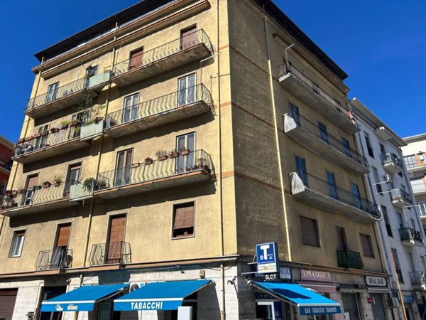 appartamento in vendita a Cosenza in zona Panebianco