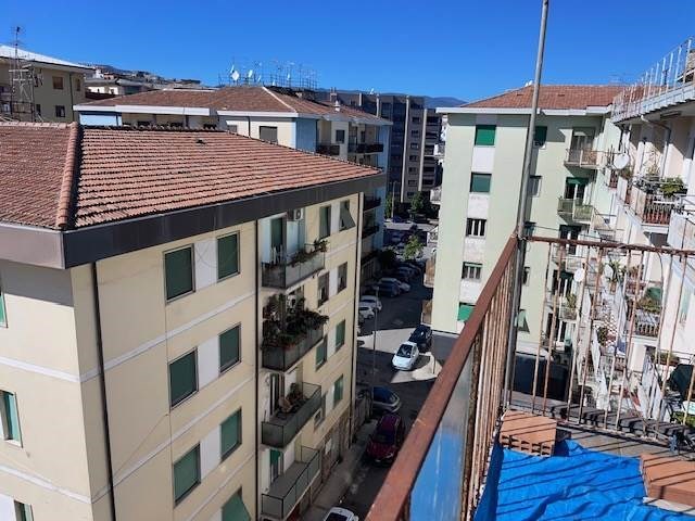 appartamento in vendita a Cosenza in zona De Rada