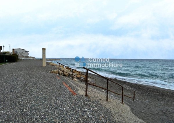 appartamento in vendita a Crosia in zona Mirto