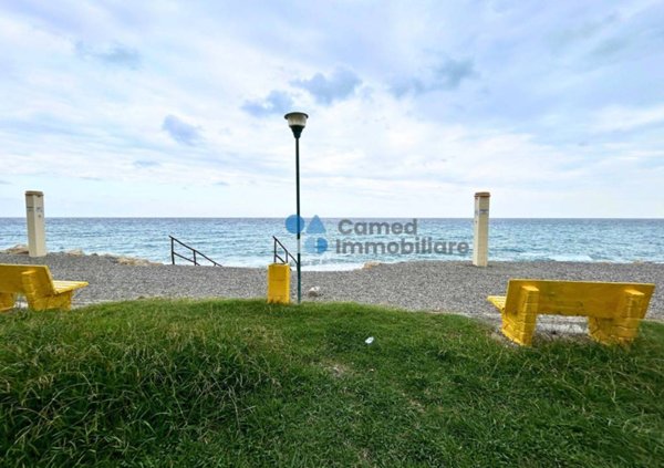appartamento in vendita a Crosia in zona Mirto