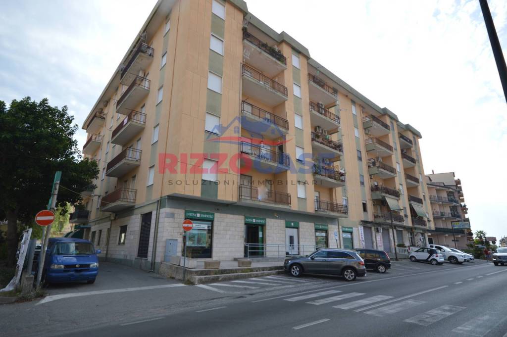 appartamento in vendita a Crosia in zona Mirto
