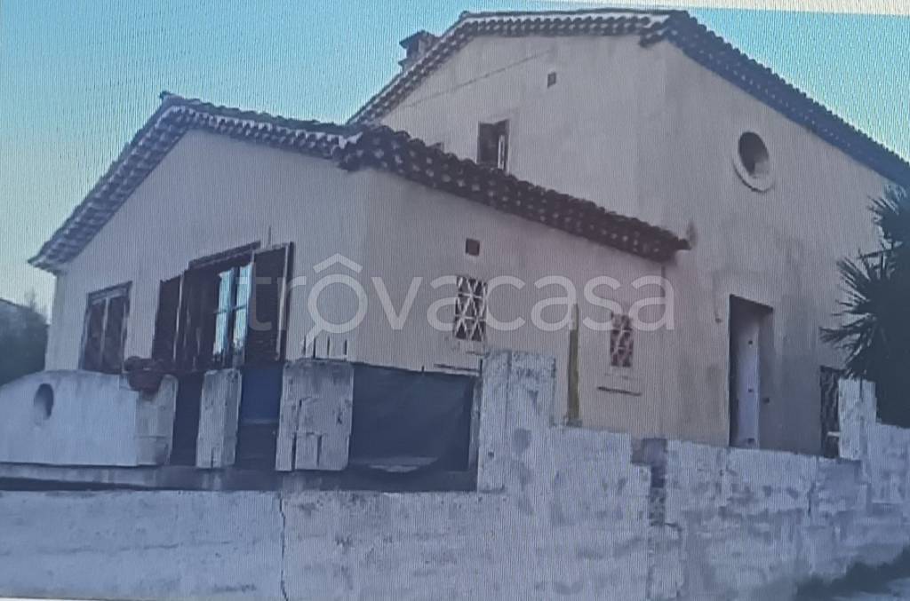casa indipendente in vendita a Crosia in zona Mirto
