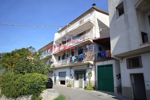 appartamento in vendita a Crosia in zona Mirto