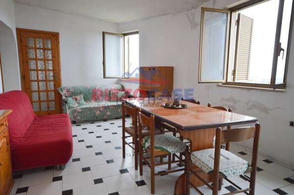 appartamento in vendita a Crosia in zona Mirto
