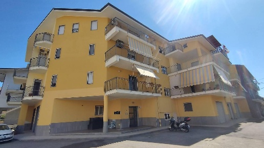 appartamento in vendita a Crosia in zona Mirto