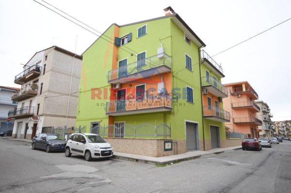 casa indipendente in vendita a Crosia in zona Mirto