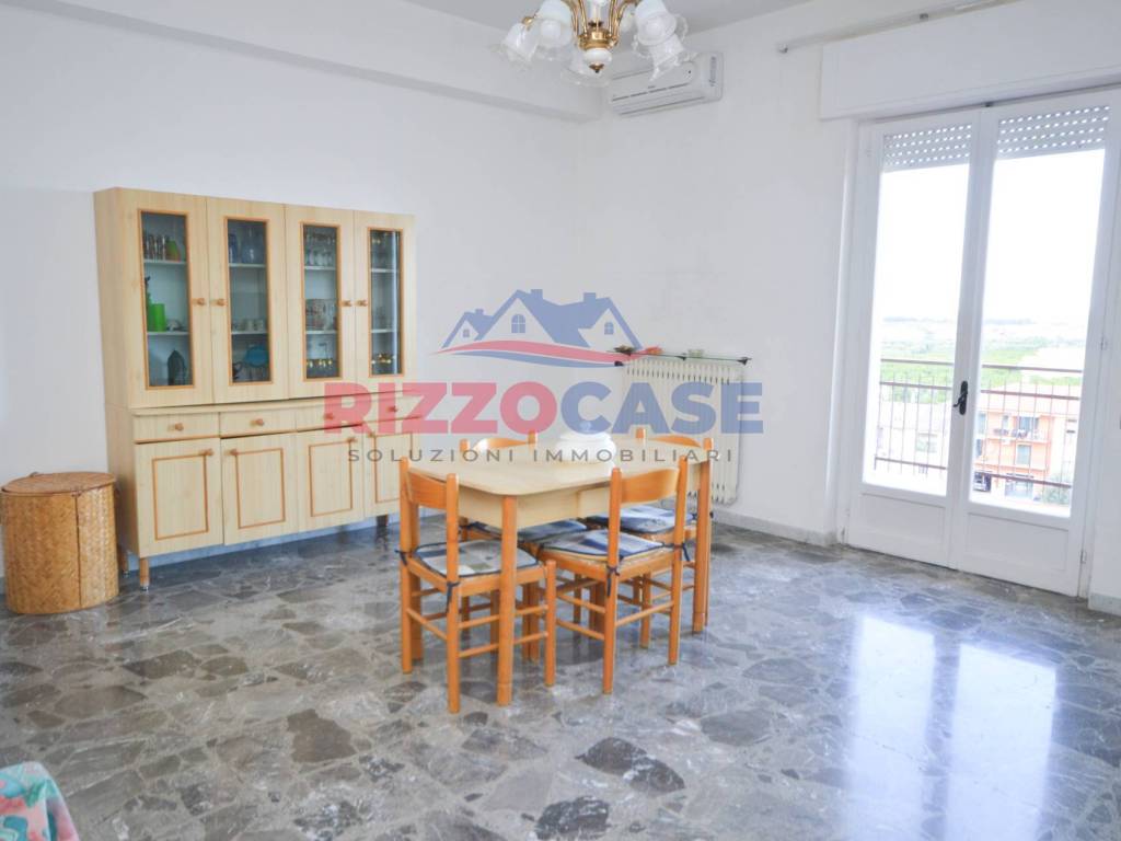 appartamento in vendita a Crosia in zona Mirto