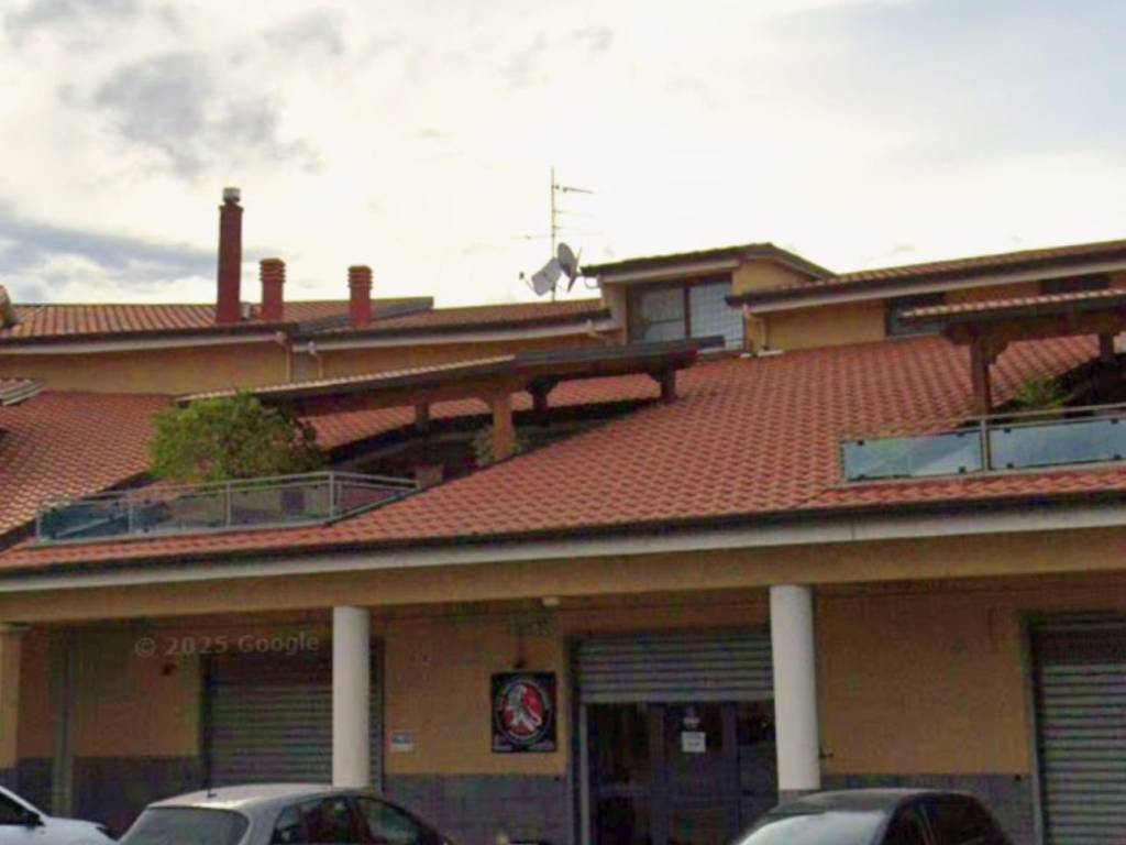 negozio in vendita a Crosia in zona Mirto