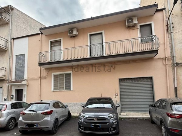 casa indipendente in vendita a Crosia in zona Mirto
