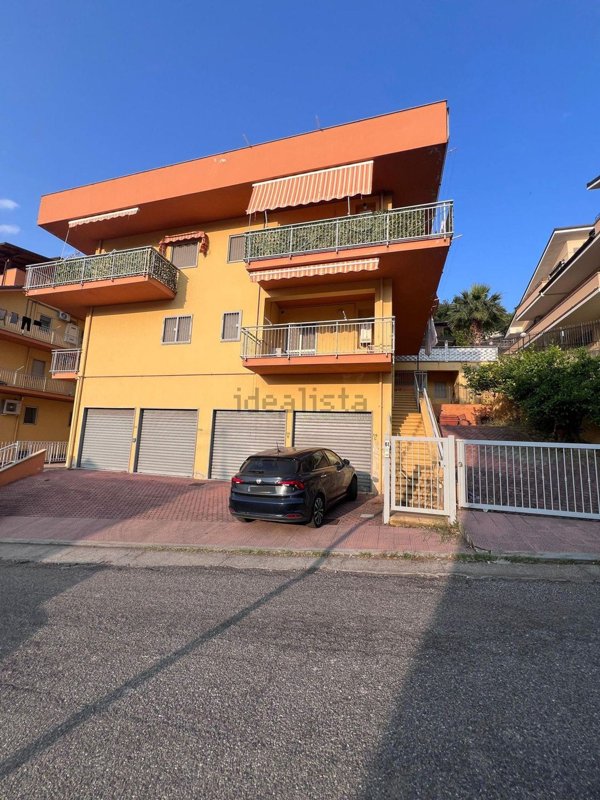 appartamento in vendita a Crosia in zona Mirto