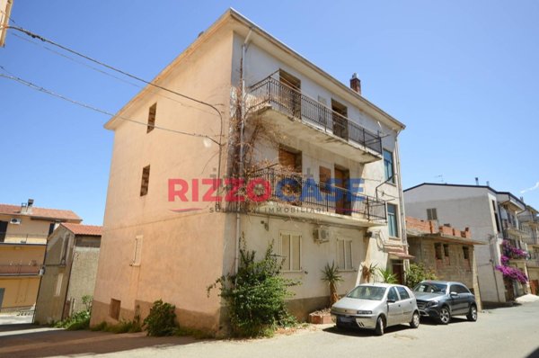 appartamento in vendita a Crosia in zona Mirto