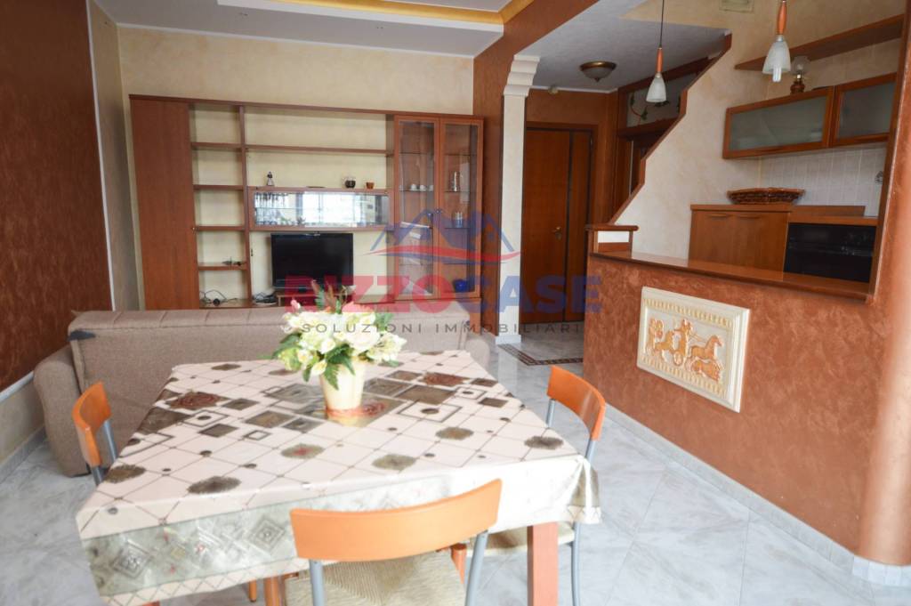 appartamento in vendita a Crosia in zona Mirto