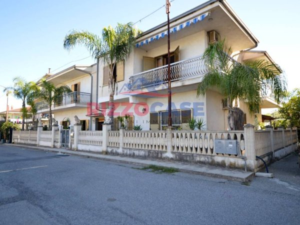 casa semindipendente in vendita a Crosia in zona Mirto