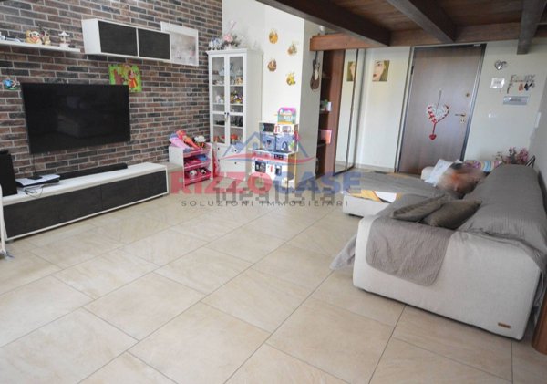 appartamento in vendita a Crosia in zona Mirto