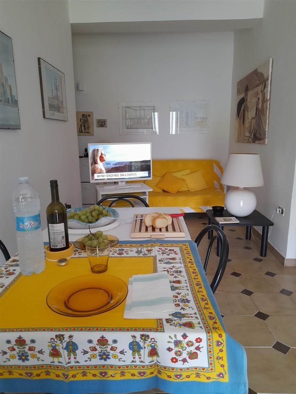 appartamento in vendita a Crosia in zona Mirto