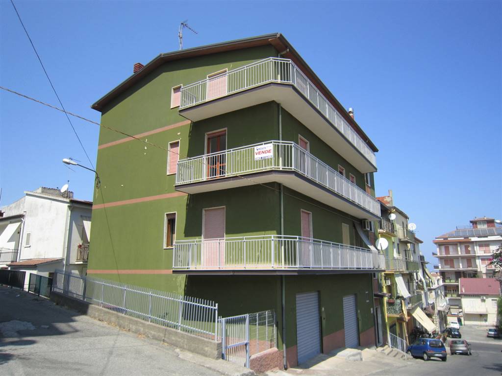 appartamento in vendita a Crosia in zona Mirto