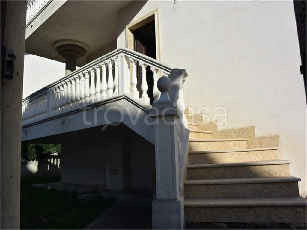 casa indipendente in vendita a Crosia