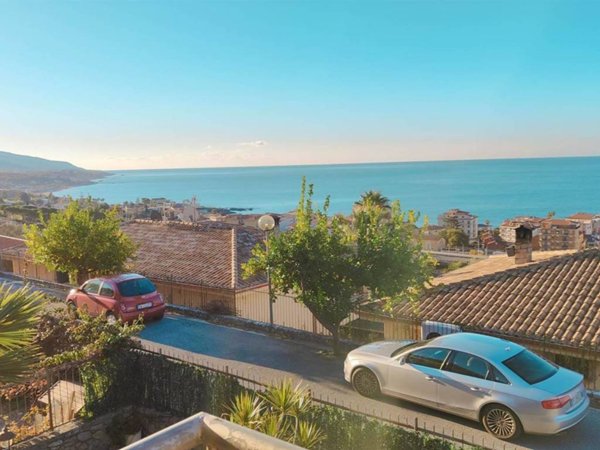casa indipendente in vendita a Diamante