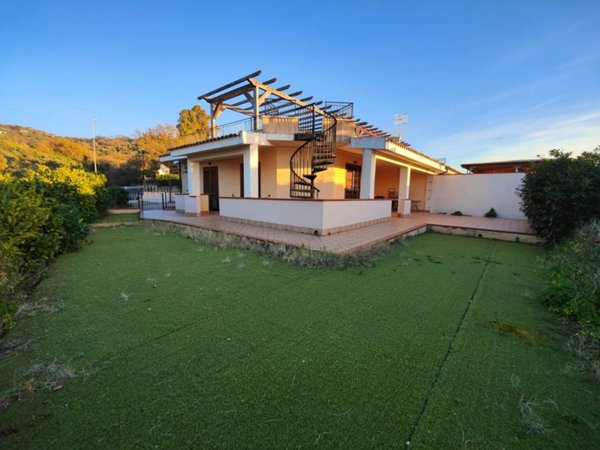casa indipendente in vendita a Diamante