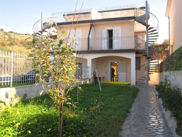 casa indipendente in vendita a Diamante