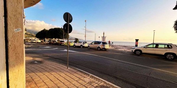 negozio in vendita a Diamante