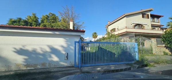 casa indipendente in vendita a Diamante