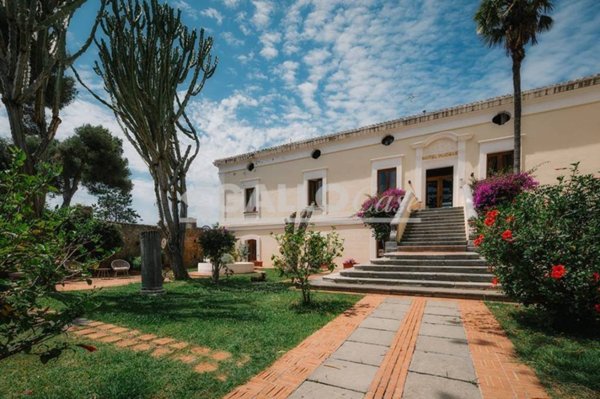 casa semindipendente in vendita a Diamante