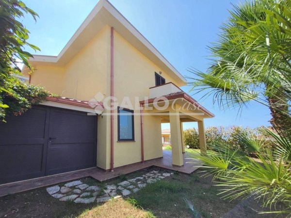 casa indipendente in vendita a Diamante