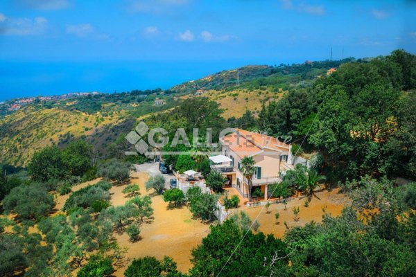 casa indipendente in vendita a Diamante