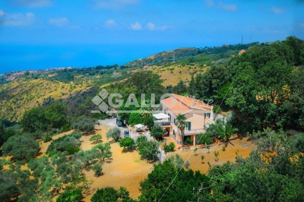 casa indipendente in vendita a Diamante