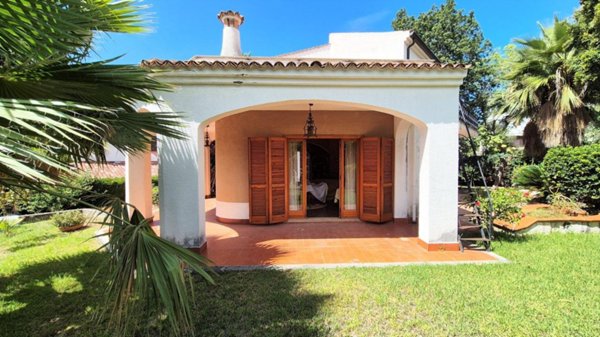 casa indipendente in vendita a Diamante