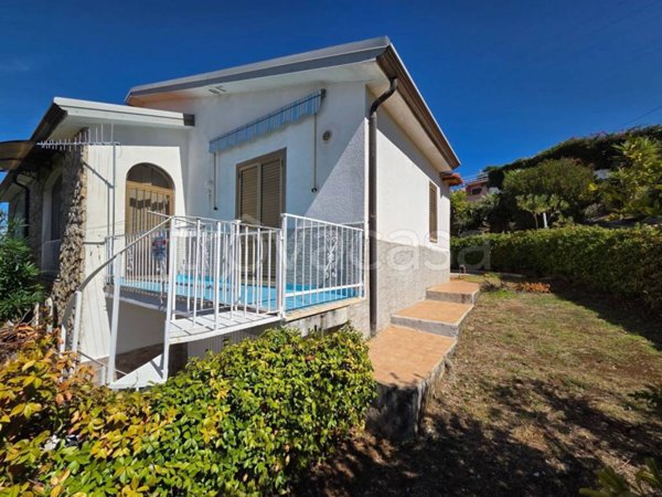 casa indipendente in vendita a Diamante