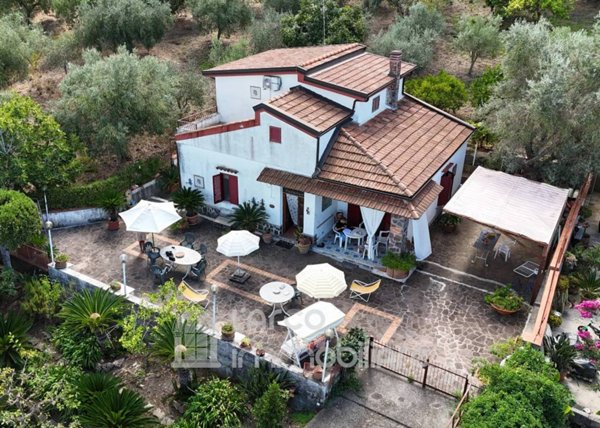 casa indipendente in vendita a Diamante