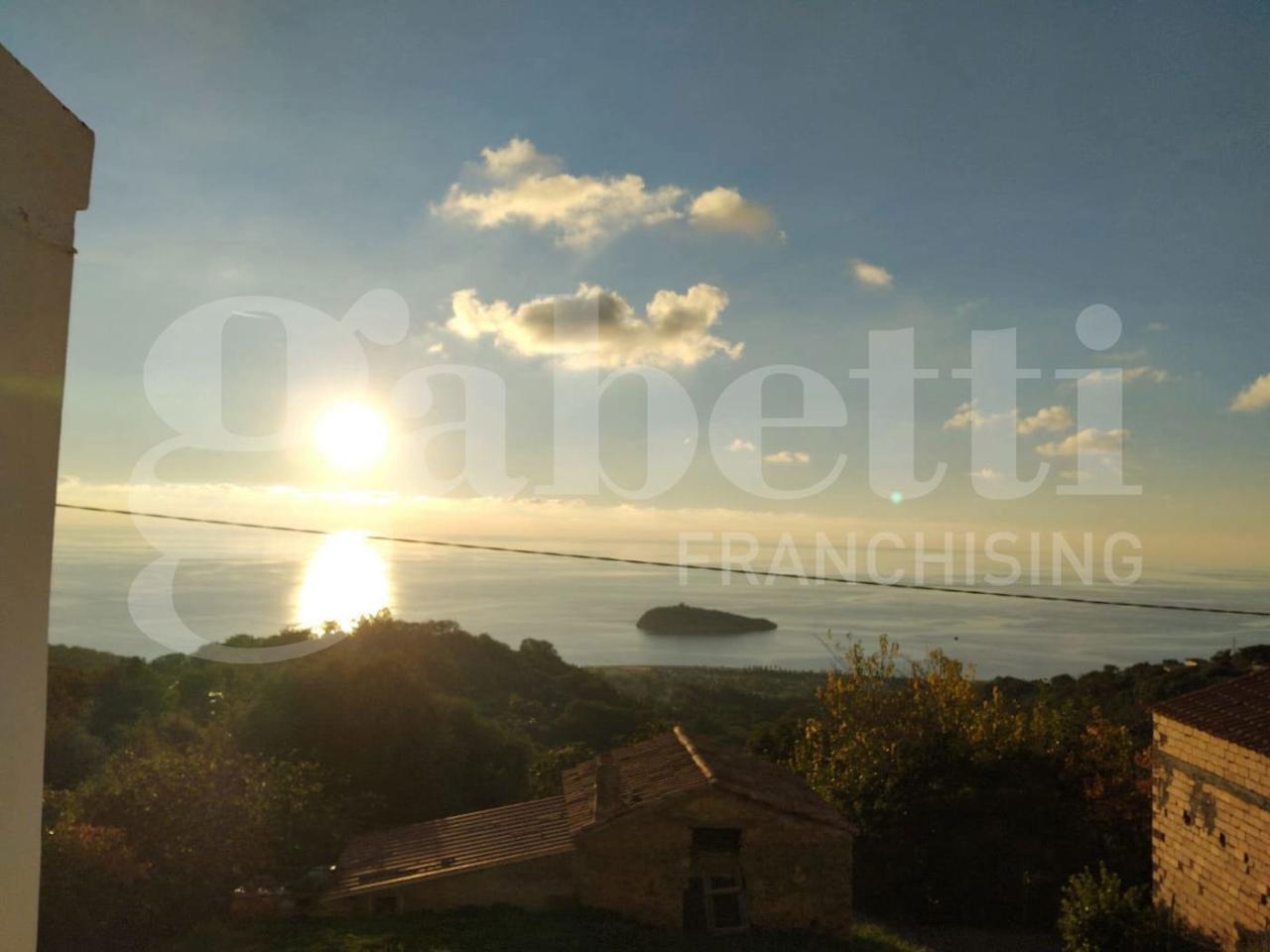 casa indipendente in vendita a Diamante