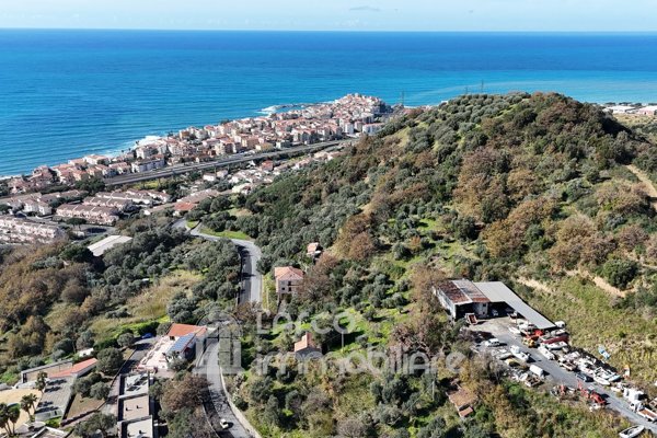 terreno edificabile in vendita a Diamante