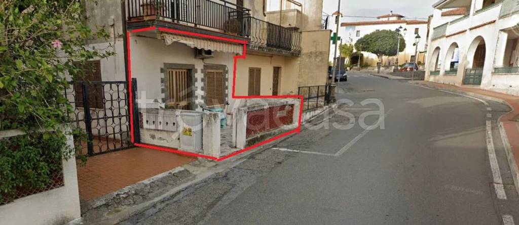 negozio in vendita a Diamante