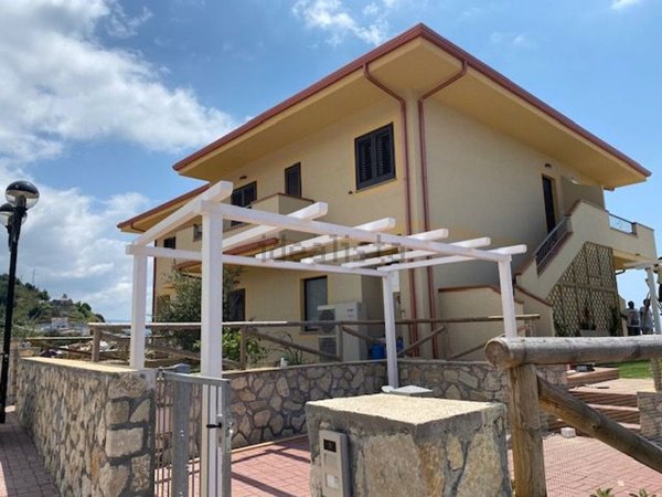 casa indipendente in vendita a Diamante