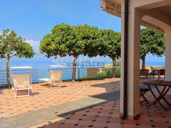 casa indipendente in vendita a Diamante