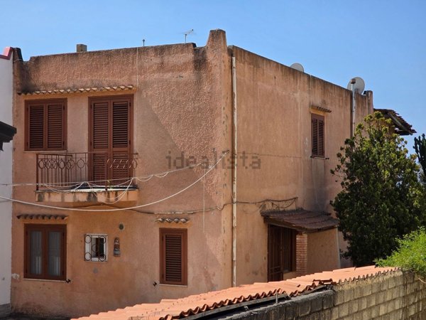 casa indipendente in vendita a Diamante