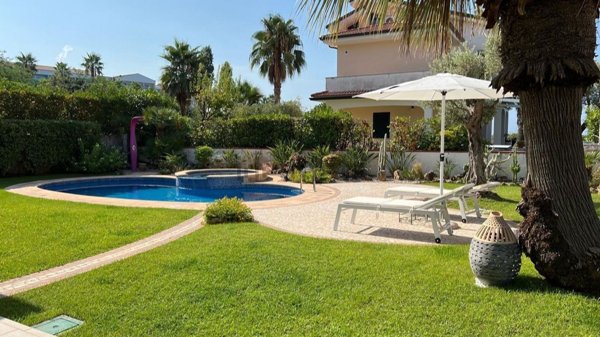casa indipendente in vendita a Diamante