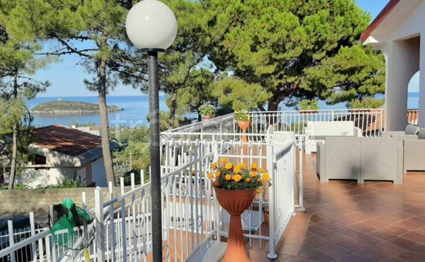 casa indipendente in vendita a Diamante