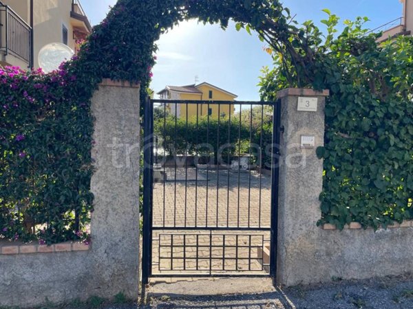 casa indipendente in vendita a Diamante
