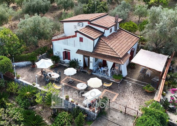 casa semindipendente in vendita a Diamante
